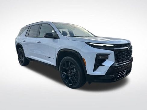 New 2026 Chevrolet Traverse RS image 7