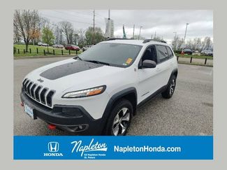Used 2016 Jeep Cherokee Trailhawk w/ Comfort/Convenience Group video 1