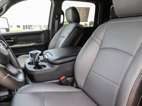 New 2023 RAM 5500 Tradesman AWD/4WD image 18