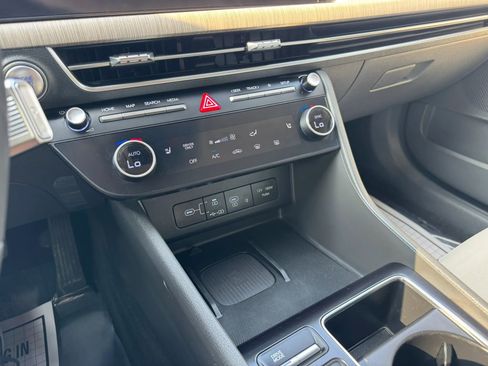 Used 2025 Hyundai Sonata SEL FWD image 56