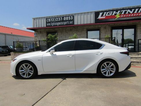 Used 2021 Lexus IS 300 w/ Comfort Package RWD image 2