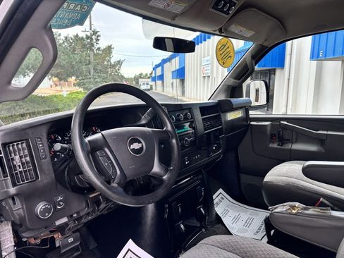 Used 2016 Chevrolet Express 3500 LT w/ LT Preferred Equipment Group image 10