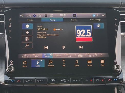 Used 2023 Jeep Grand Wagoneer L Series II w/ Premium Group II image 19