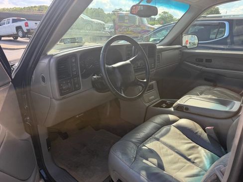 Used 2002 Chevrolet Silverado 1500 LT w/ Off-Road Pkg AWD/4WD image 8