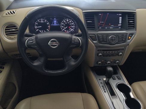 Used 2020 Nissan Pathfinder SL w/ Cargo Package FWD image 22
