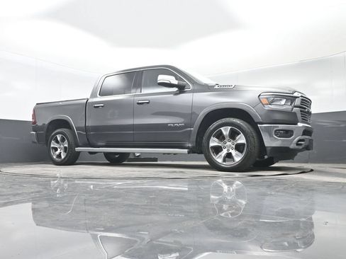 Used 2019 RAM 1500 Laramie AWD/4WD image 34