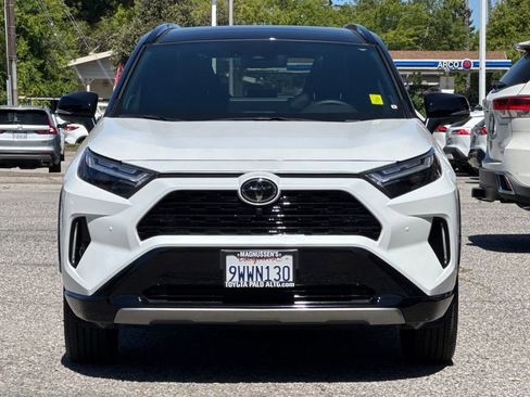Certified 2025 Toyota RAV4 XSE w/ Advanced Technology Package AWD/4WD image 8
