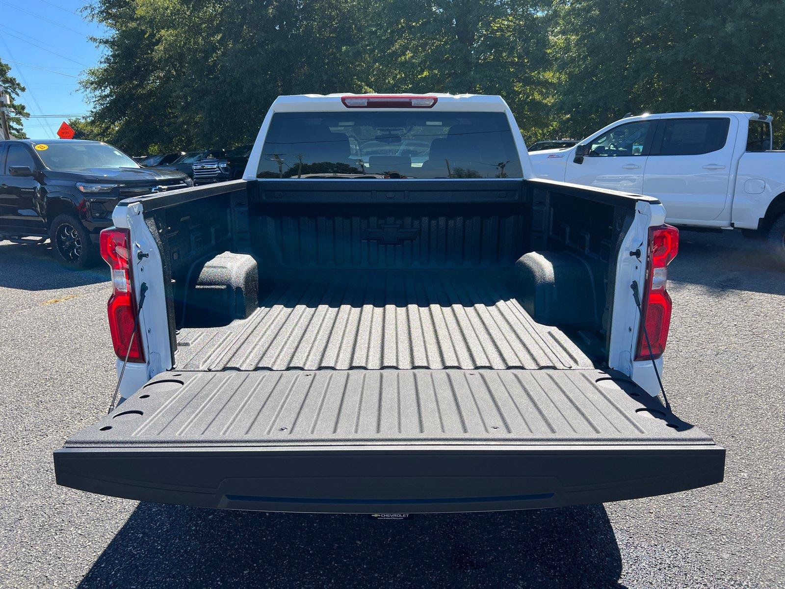 New 2026 Chevrolet Silverado 1500 RST w/ RST Select Package AWD/4WD image 18