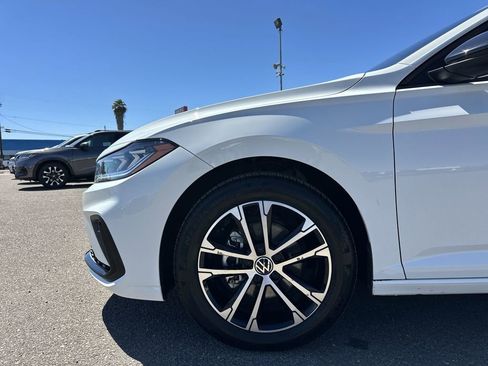 Used 2025 Volkswagen Jetta Sport image 18