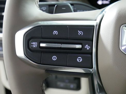 New 2026 GMC Yukon XL Denali w/ Denali Reserve Package image 21