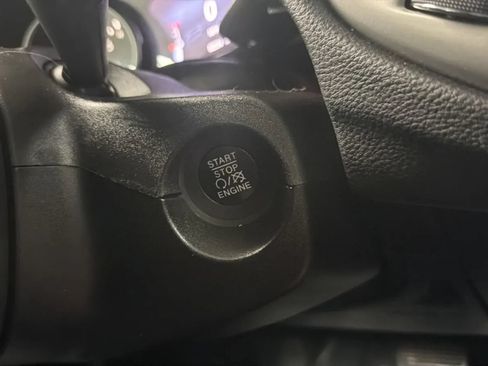 Used 2018 Jeep Compass Latitude w/ Popular Equipment Group AWD/4WD image 15