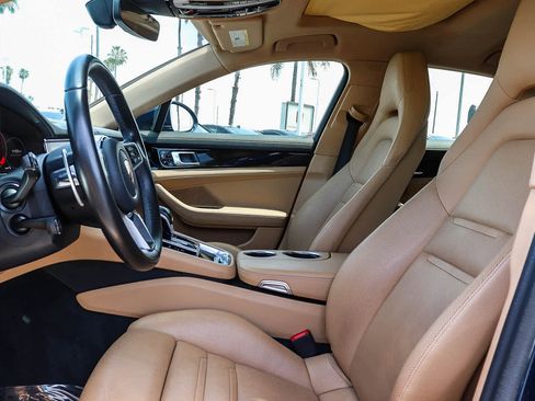 Used 2017 Porsche Panamera 4 AWD/4WD image 26