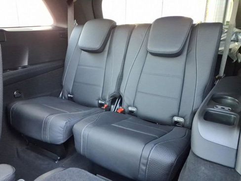 New 2026 Mercedes-Benz GLS 450 4MATIC image 18