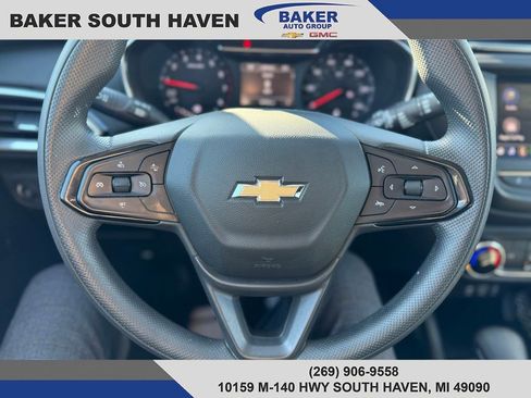 Used 2023 Chevrolet TrailBlazer LT image 12