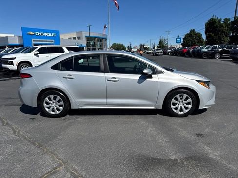 Used 2024 Toyota Corolla LE FWD image 8