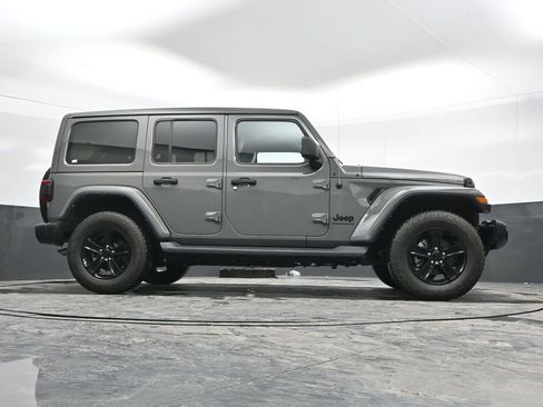 Used 2023 Jeep Wrangler Altitude image 47