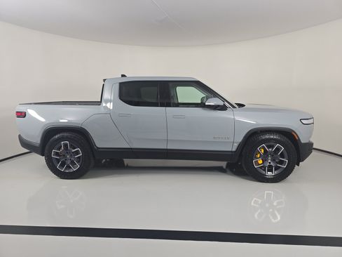 Used 2022 Rivian R1T Launch Edition AWD/4WD image 6