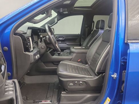Used 2022 GMC Sierra 1500 AT4X image 4