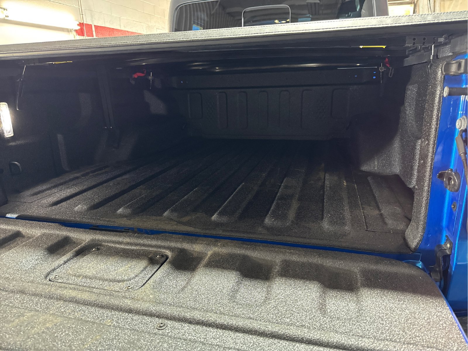 Used 2021 Jeep Gladiator Sport AWD/4WD image 32