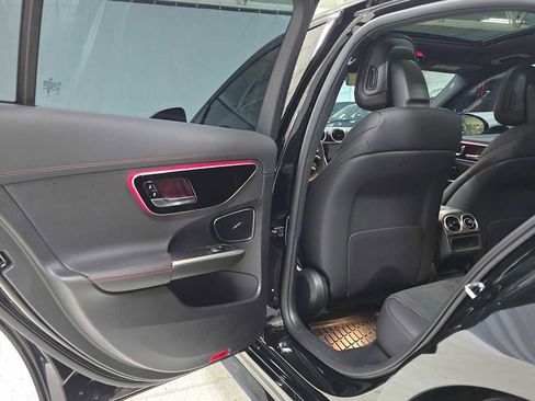 Used 2025 Mercedes-Benz C 43 AMG 4MATIC Sedan image 15