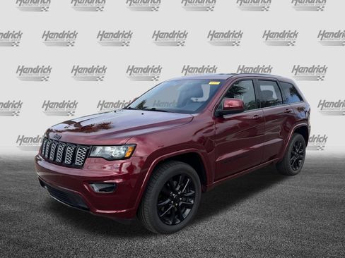 Used 2021 Jeep Grand Cherokee Laredo X image 5