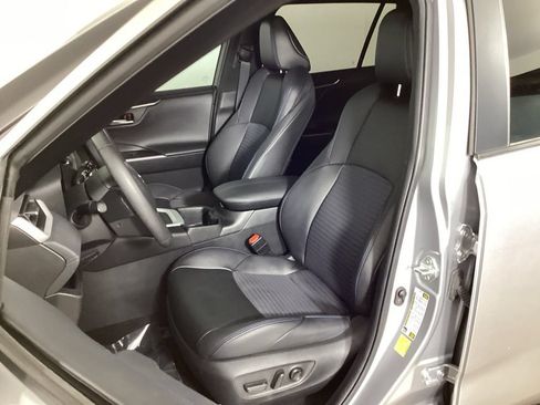 Used 2023 Toyota RAV4 XSE AWD/4WD image 30