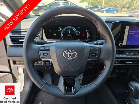 Certified 2025 Toyota Camry SE image 28