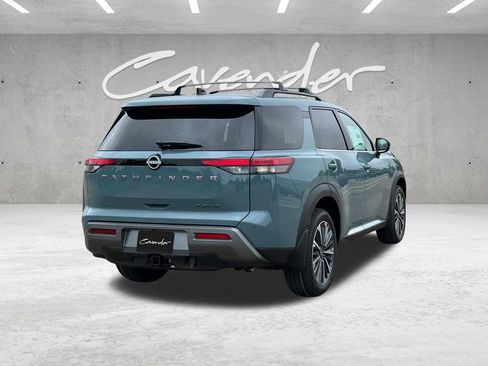 New 2026 Nissan Pathfinder Platinum FWD image 17