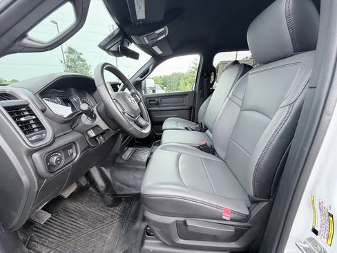 New 2026 RAM 3500 Tradesman w/ Chrome Appearance Group A AWD/4WD image 20