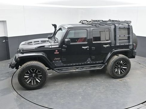Used 2016 Jeep Wrangler Unlimited Sahara w/ Max Tow Package AWD/4WD image 34