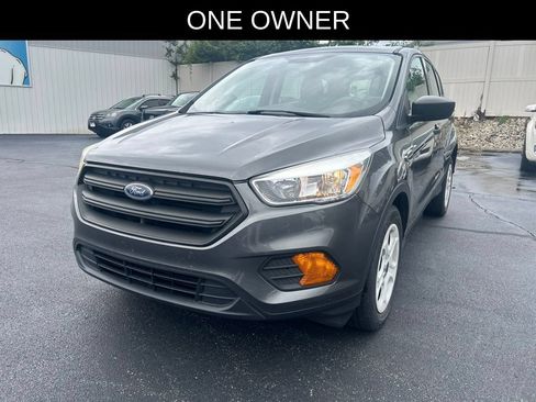 Used 2017 Ford Escape S FWD image 3