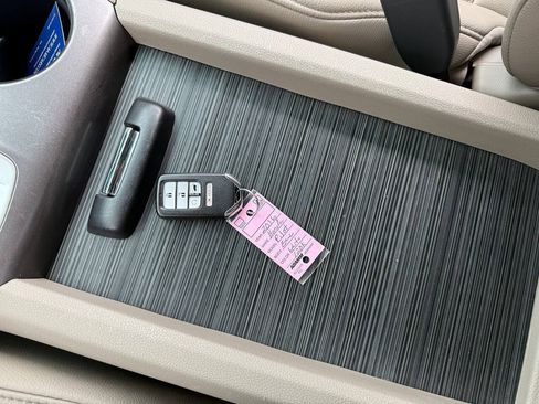 Used 2016 Honda Pilot EX-L image 29