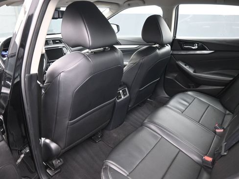 Used 2023 Nissan Maxima SV w/ Floor Mat Group FWD image 23