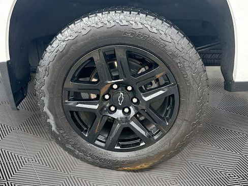 Used 2024 Chevrolet Silverado 1500 RST w/ Protection Package AWD/4WD image 34