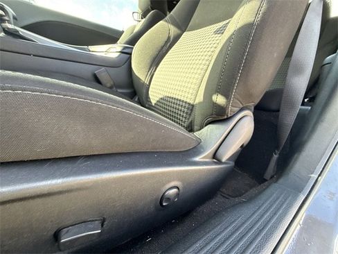 Used 2022 Dodge Challenger SXT w/ Blacktop Package image 12