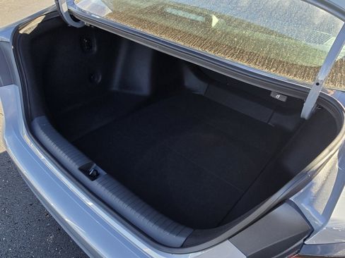 New 2025 Honda Accord SE image 19