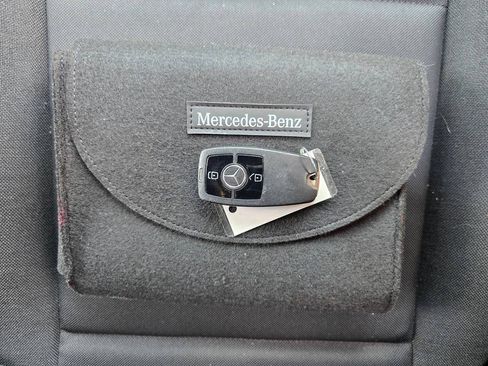 Used 2025 Mercedes-Benz Sprinter 2500 image 25