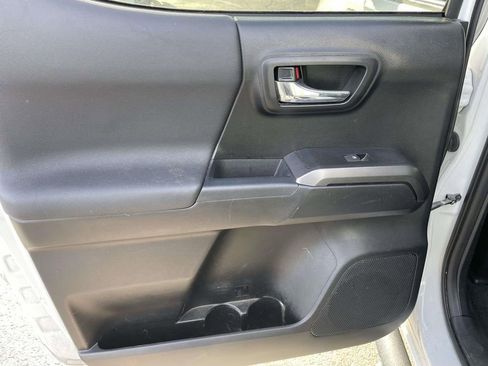 Used 2018 Toyota Tacoma TRD Pro image 19