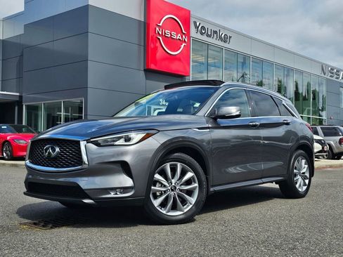 Used 2022 INFINITI QX50 Luxe AWD/4WD image 1