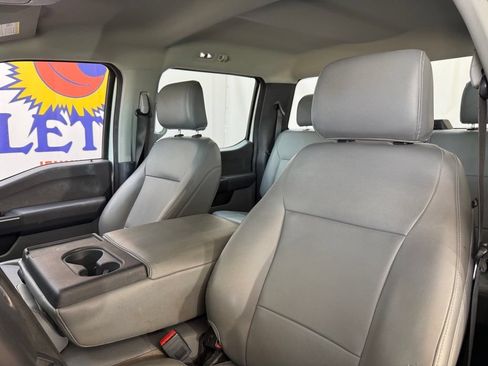 Used 2022 Ford F150 XL w/ Trailer Tow Package RWD image 9