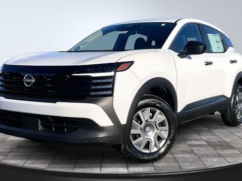 New 2026 Nissan Kicks S image 2