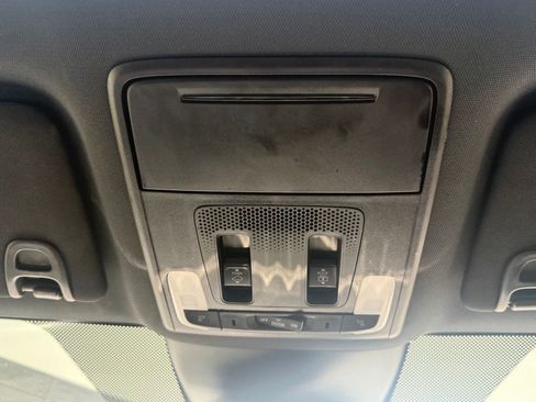 Used 2025 Honda Pilot Black Edition image 18