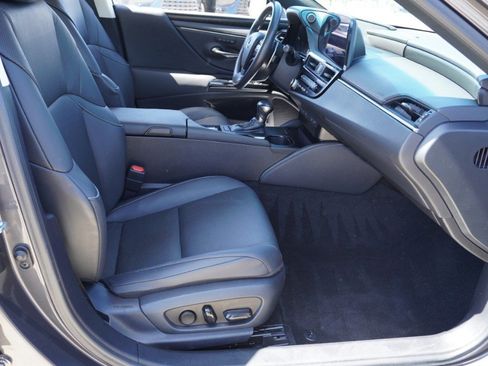 Certified 2023 Lexus ES 350 w/ Premium Package image 14