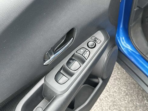 Used 2023 Nissan Kicks SV image 15