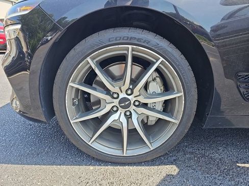 Used 2025 Genesis G70 2.5T image 35