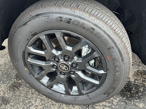 New 2026 Toyota Tundra Platinum AWD/4WD image 2