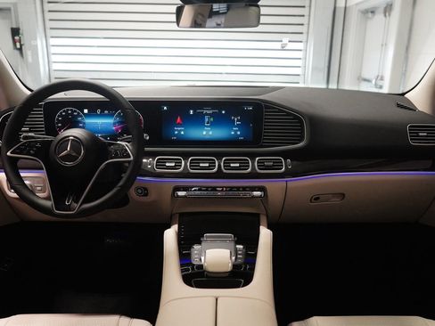 New 2026 Mercedes-Benz GLE 450 4MATIC image 17