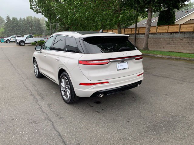 Certified 2024 Lincoln Corsair Grand Touring AWD/4WD image 3