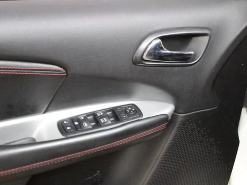 Used 2019 Dodge Journey GT AWD/4WD image 13