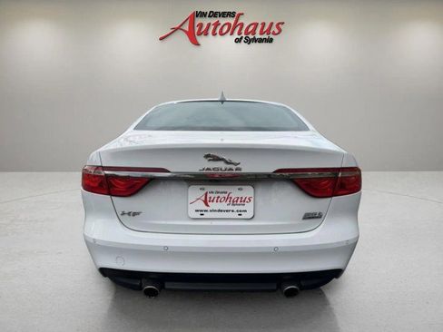 Used 2018 Jaguar XF Prestige AWD/4WD image 7